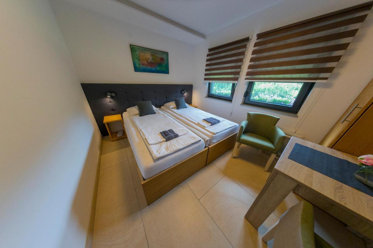 Apartment Oeneus Racic