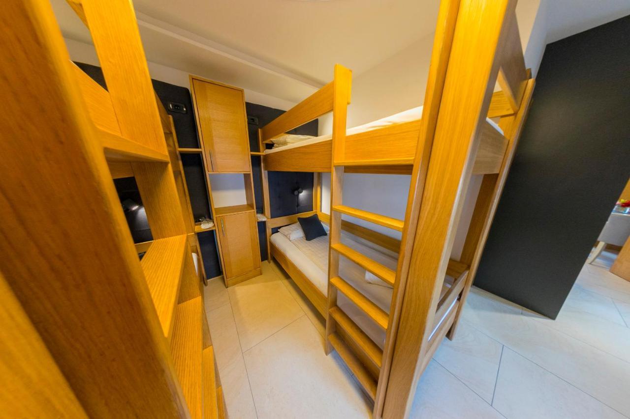 Apartment Oeneus *