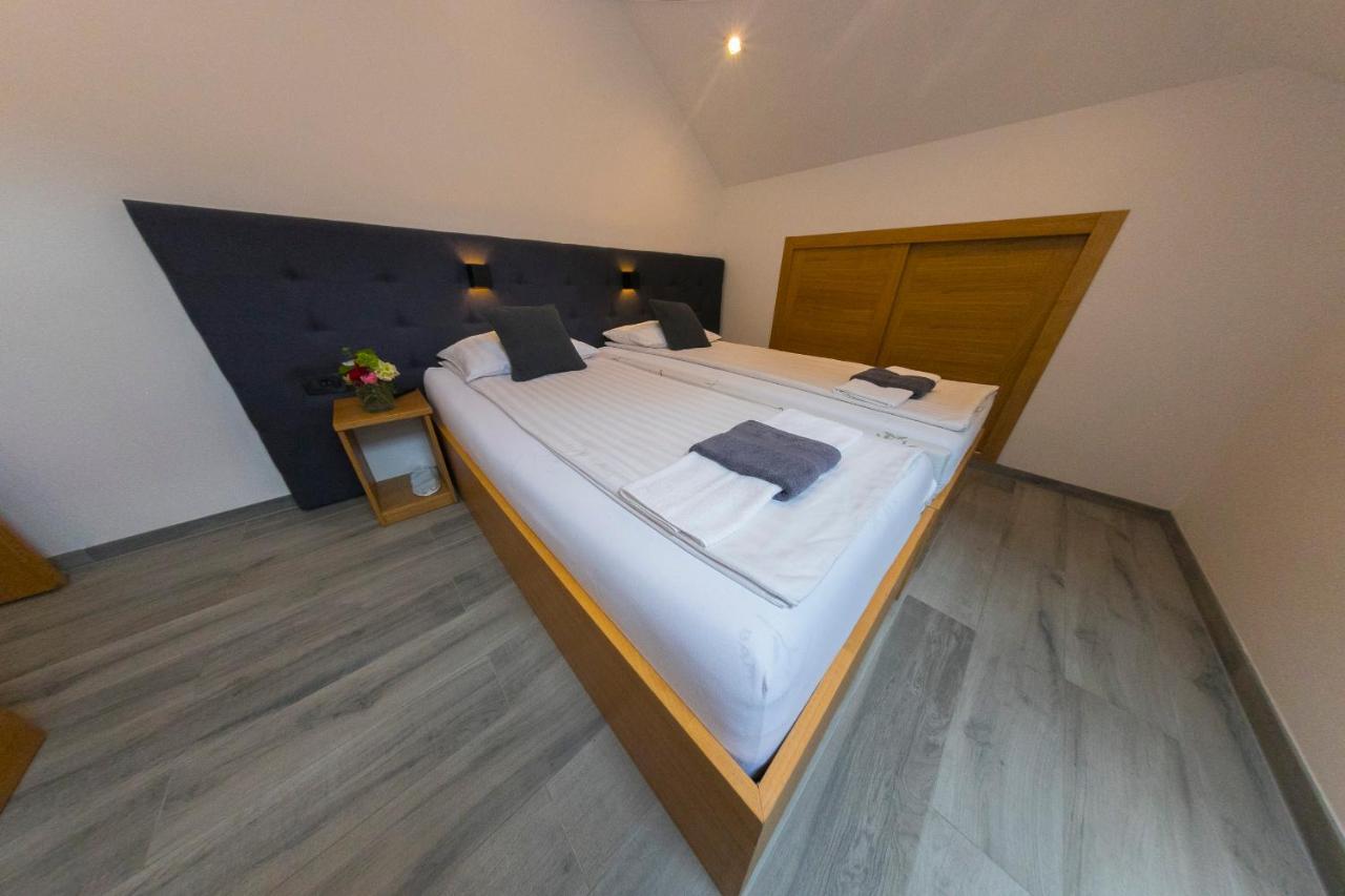 Apartment Oeneus *
